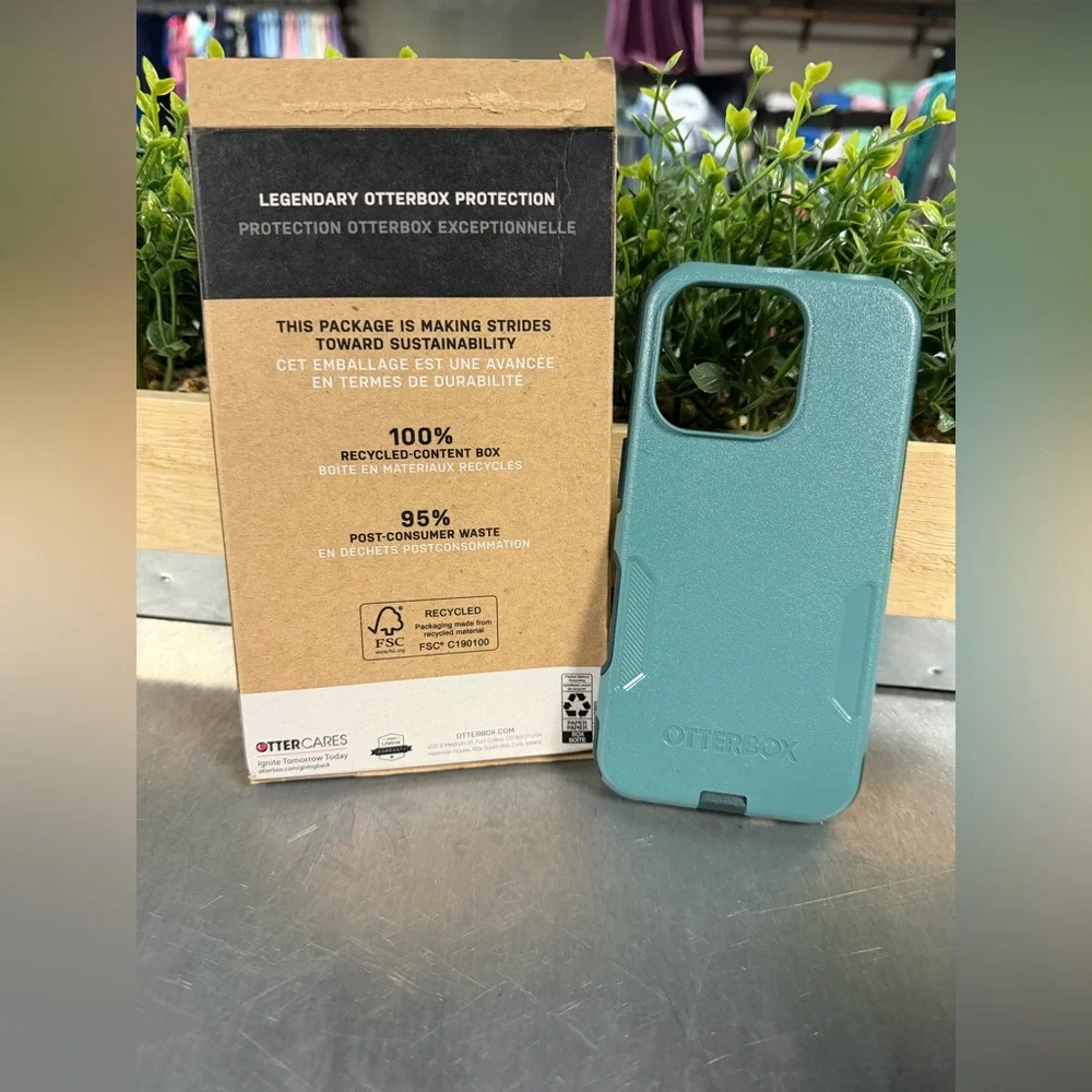 OtterBox iPhone 16 Pro Commuter Series Case - Sagebrush Green